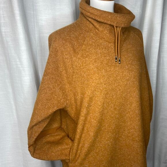 Women's Nike Orange Cowl Neck Pullover Sweater (XL) - Picture 2 of 6